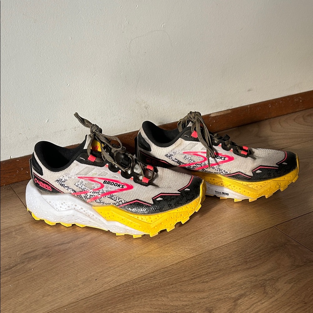 Brooks Women’s Caldera Trail Running Shoes